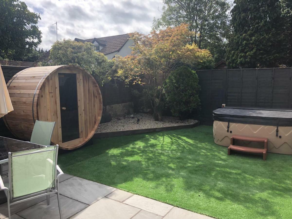 Bournemouth Hot Tub & Sauna Holiday Let מראה חיצוני תמונה